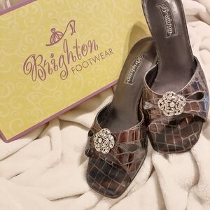 Brighton Women's Black and Brown Heels with Silver Accent
